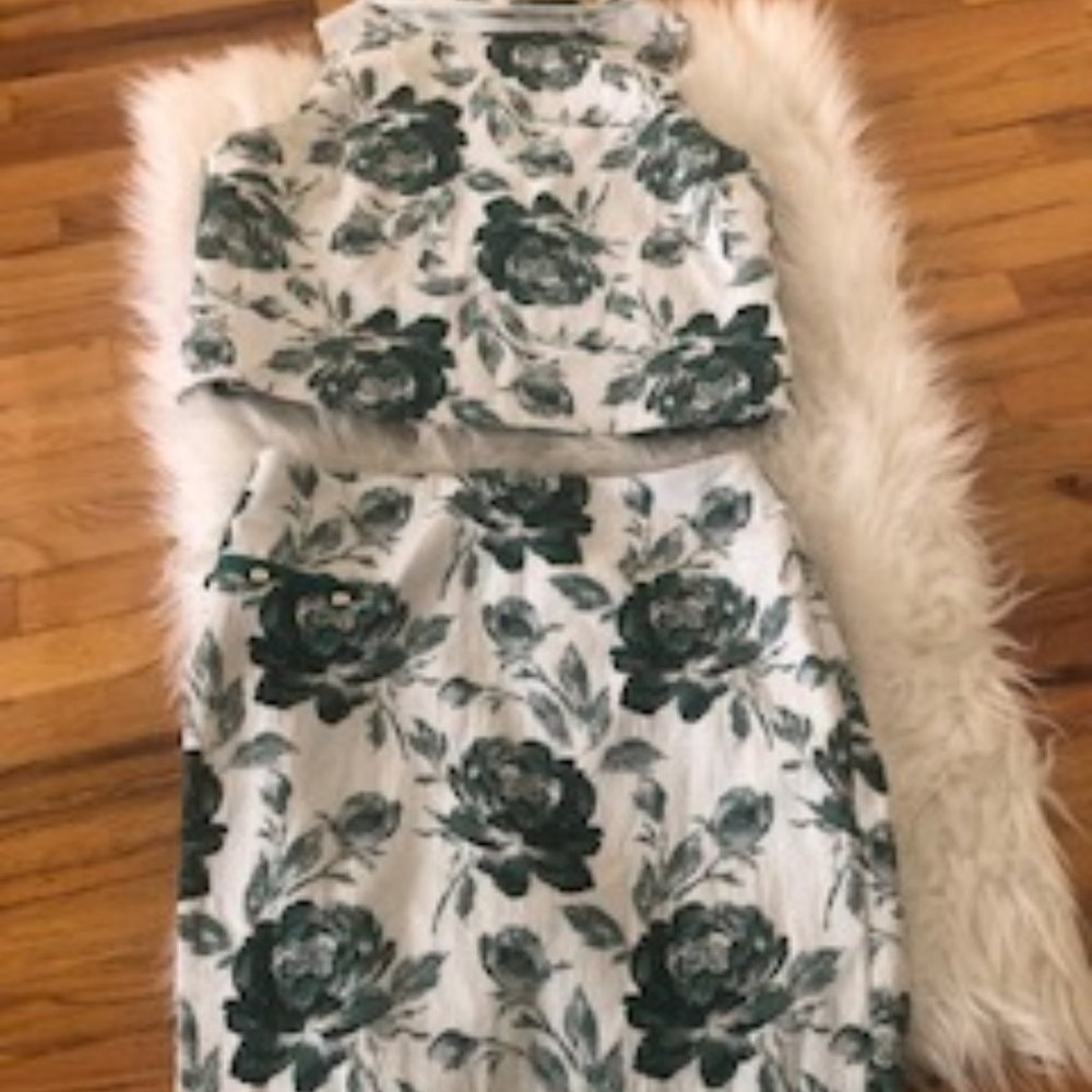 Eva Mendes Green Floral Set